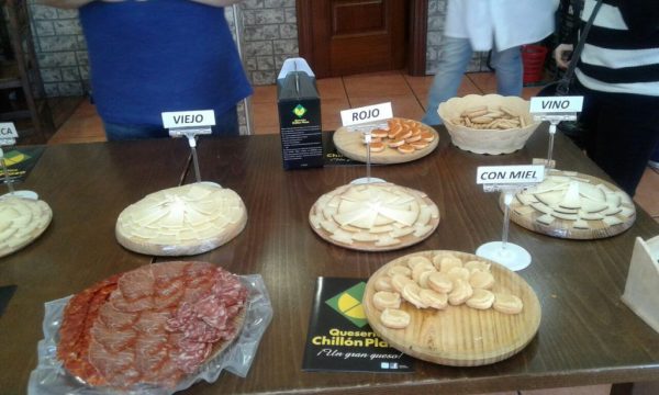 quesos y embutidos Toro Zamora
