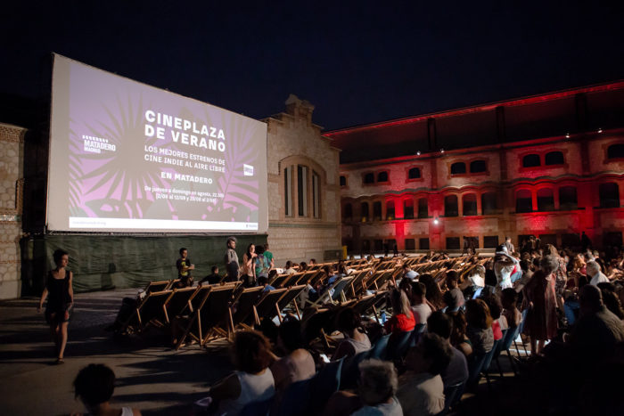 Cine de verano gratis bajo las estrellas del cielo de Madrid