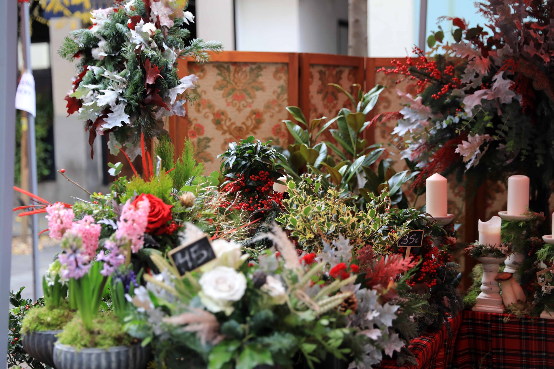 Regresa el jardín navideño del Mercado de las Flores de Navidad 2021
